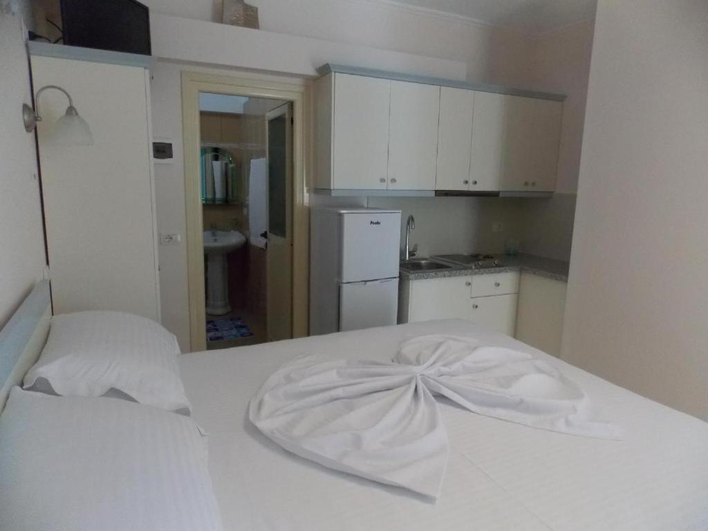 Amber Apartments ซารานเดอ ภายนอก รูปภาพ