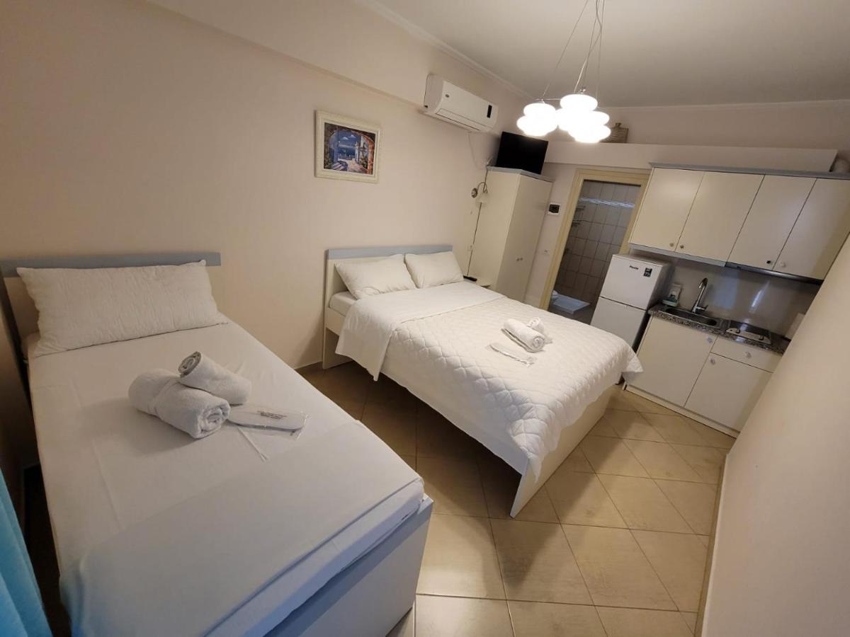 Amber Apartments ซารานเดอ ภายนอก รูปภาพ