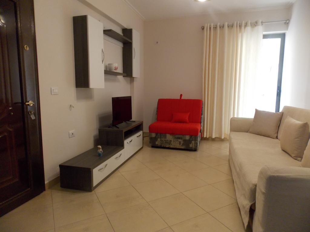 Amber Apartments ซารานเดอ ภายนอก รูปภาพ