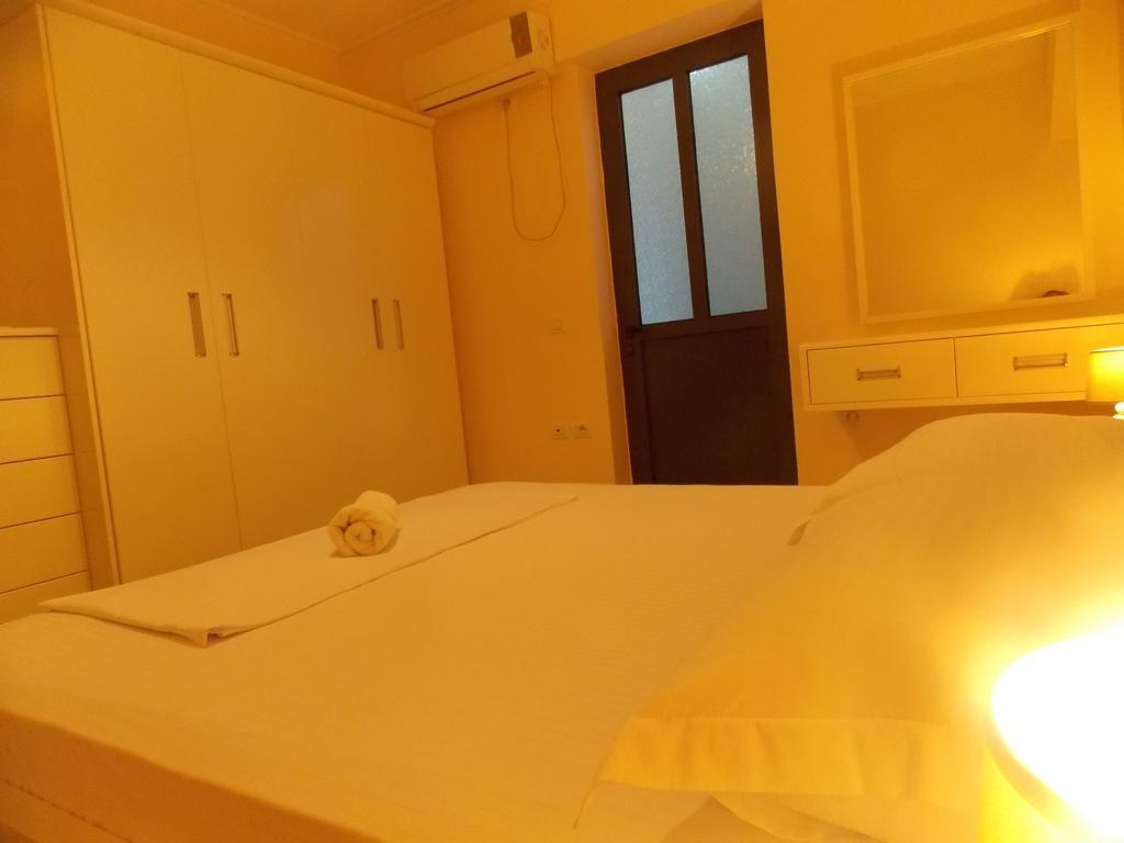 Amber Apartments ซารานเดอ ภายนอก รูปภาพ