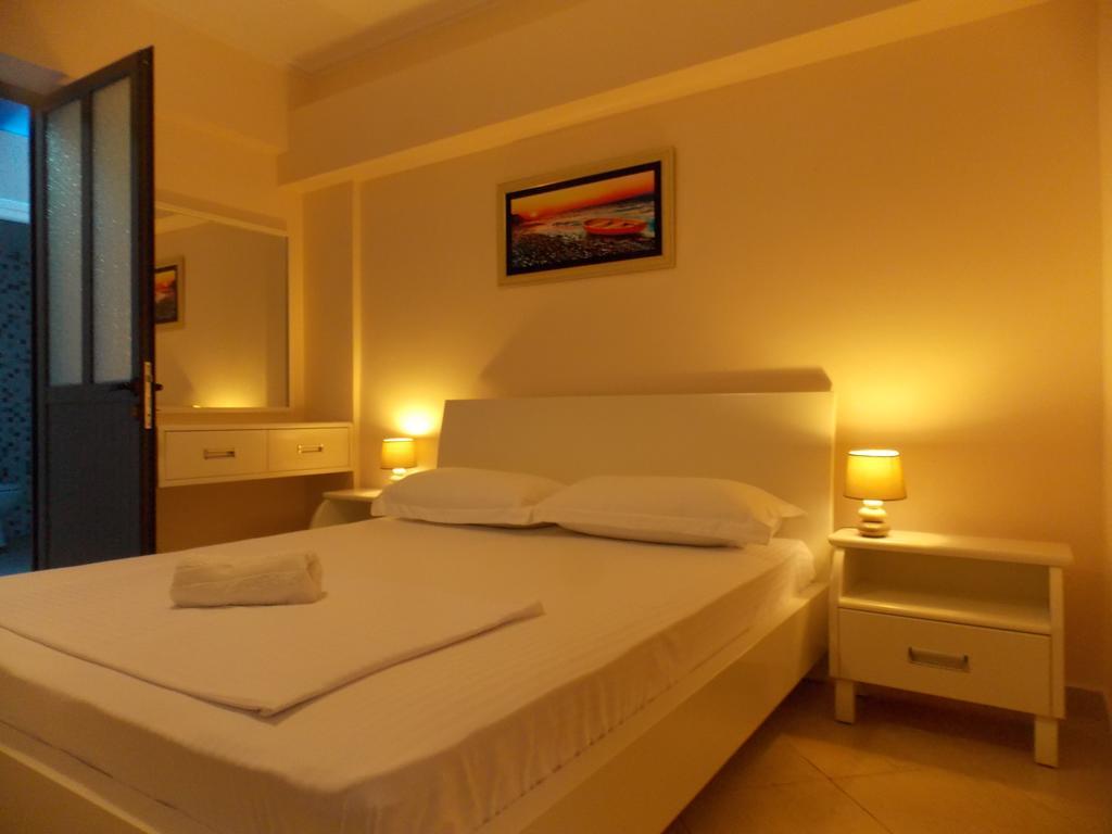 Amber Apartments ซารานเดอ ภายนอก รูปภาพ